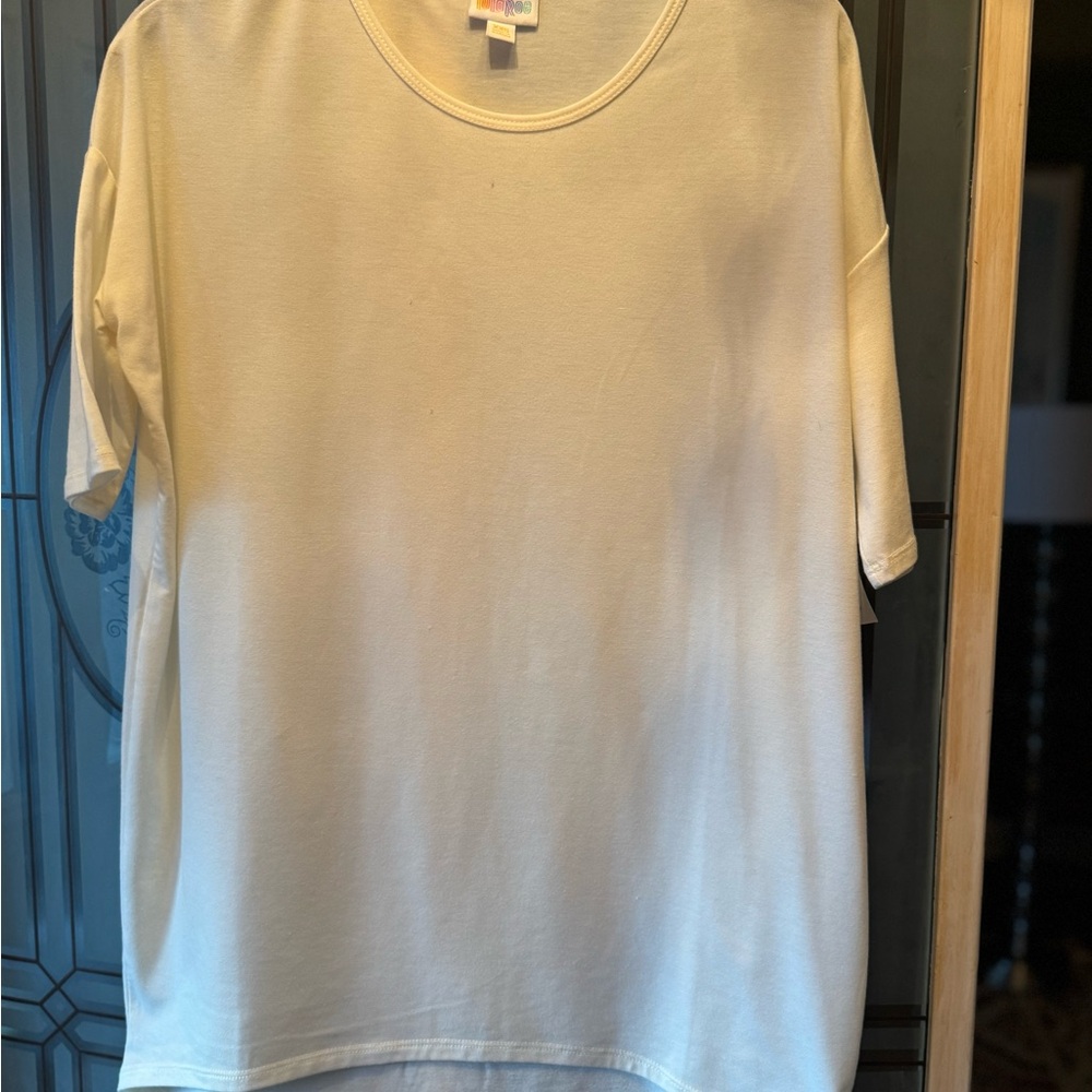 LuLaRoe Shirt XXS cream NET